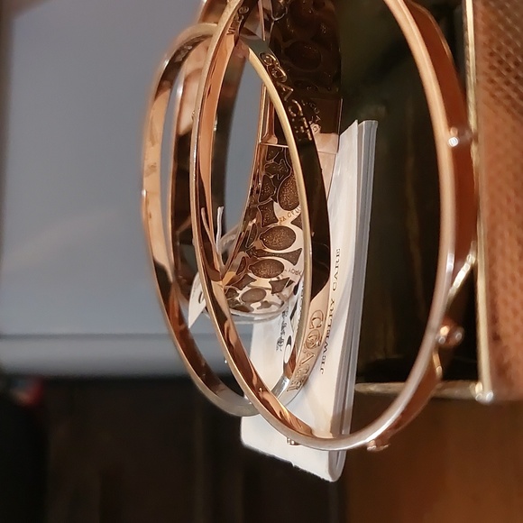 NWT Stunning Coach Bracelet Set of 3!!! - Picture 3 of 15